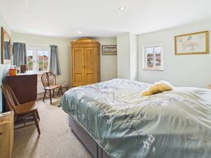 Bedroom- click for photo gallery